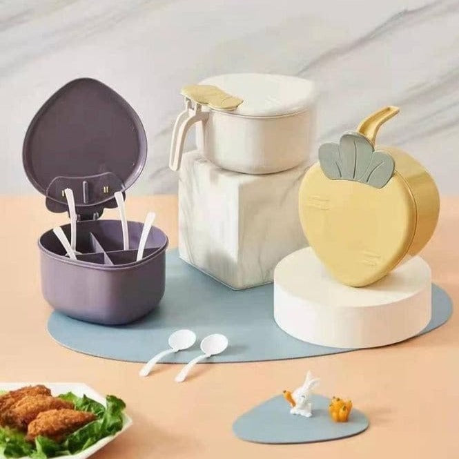 Three Grids Strawberry Seasoning Box, Salt Jar Kitchen Storage Organizer, Strawberry Spice Box with 4 Spoons, Kitchen Supplies Household Tool Three Grids Strawberry Seasoning Box, Salt Jar Kitchen Storage Organizer, Strawberry Spice Box with 4 Spoons, Kitchen Supplies Household Tool